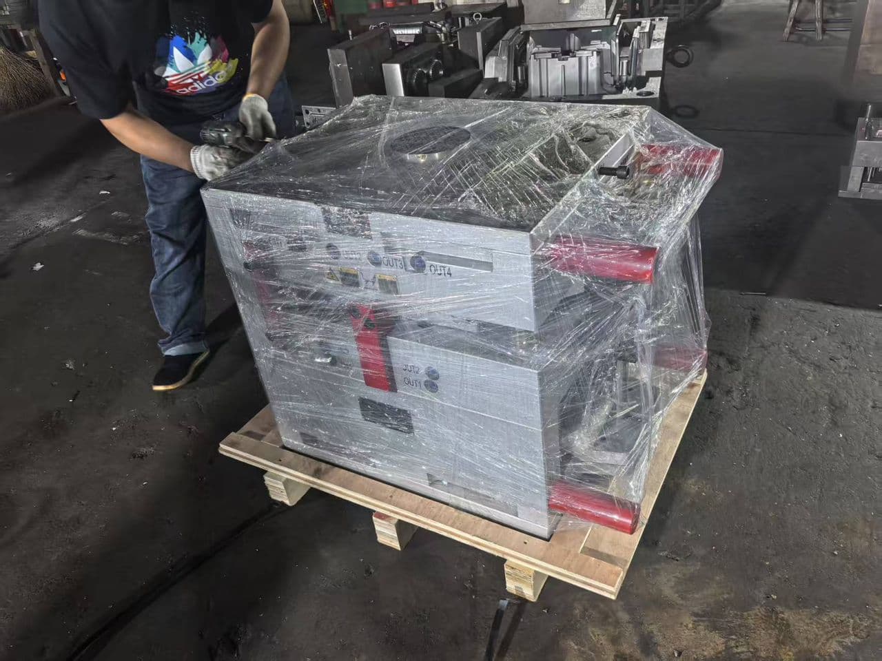 Máquina empacada lista para envío